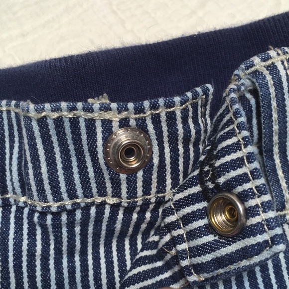 12m (4/$20) Engineer-Stripe OshKosh Jeans - Picture 7 of 16